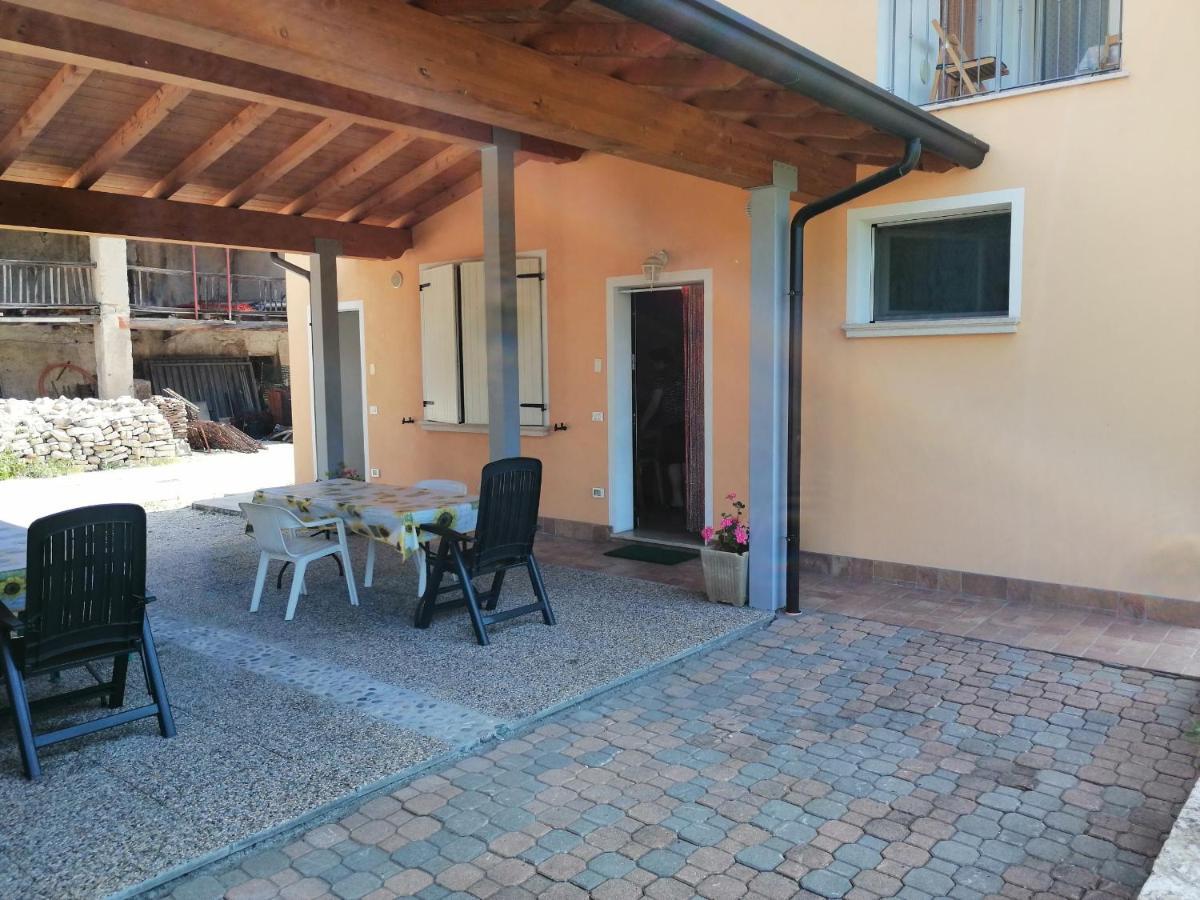 דירות Villanuova sul clisi Cascina Legnago Trilocale A 6 Chilometri Da Salo' מראה חיצוני תמונה