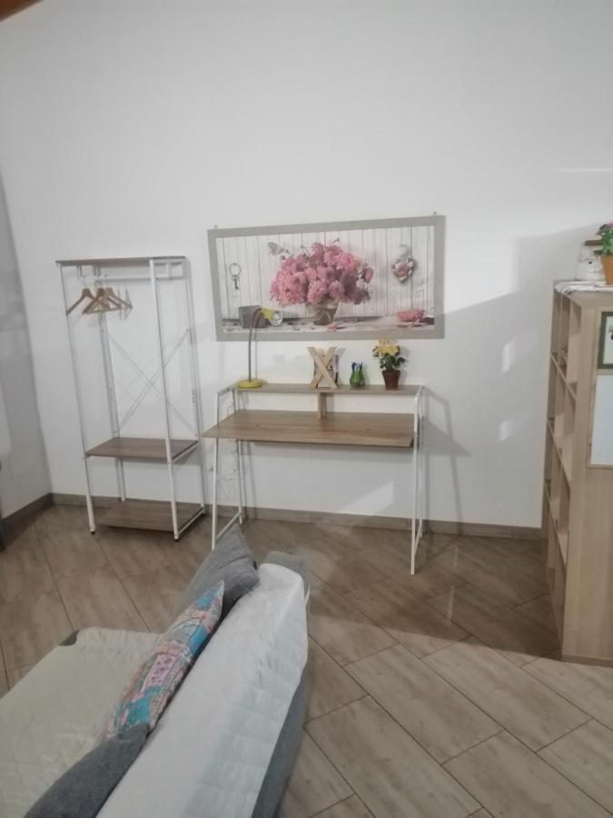 דירות Villanuova sul clisi Cascina Legnago Trilocale A 6 Chilometri Da Salo' מראה חיצוני תמונה